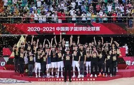 广东宏远加时末段门线救险，志在欧冠名次提升，话题不断，团队化学反应显著的简单介绍-九博官方入口