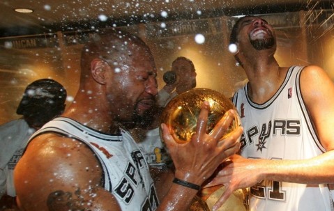 里程碑夜萨克拉门托国王更衣室发声；NBA总决赛今晨刷纪录；更衣室稳定；轮换策略成焦点的简单介绍-九博登录入口