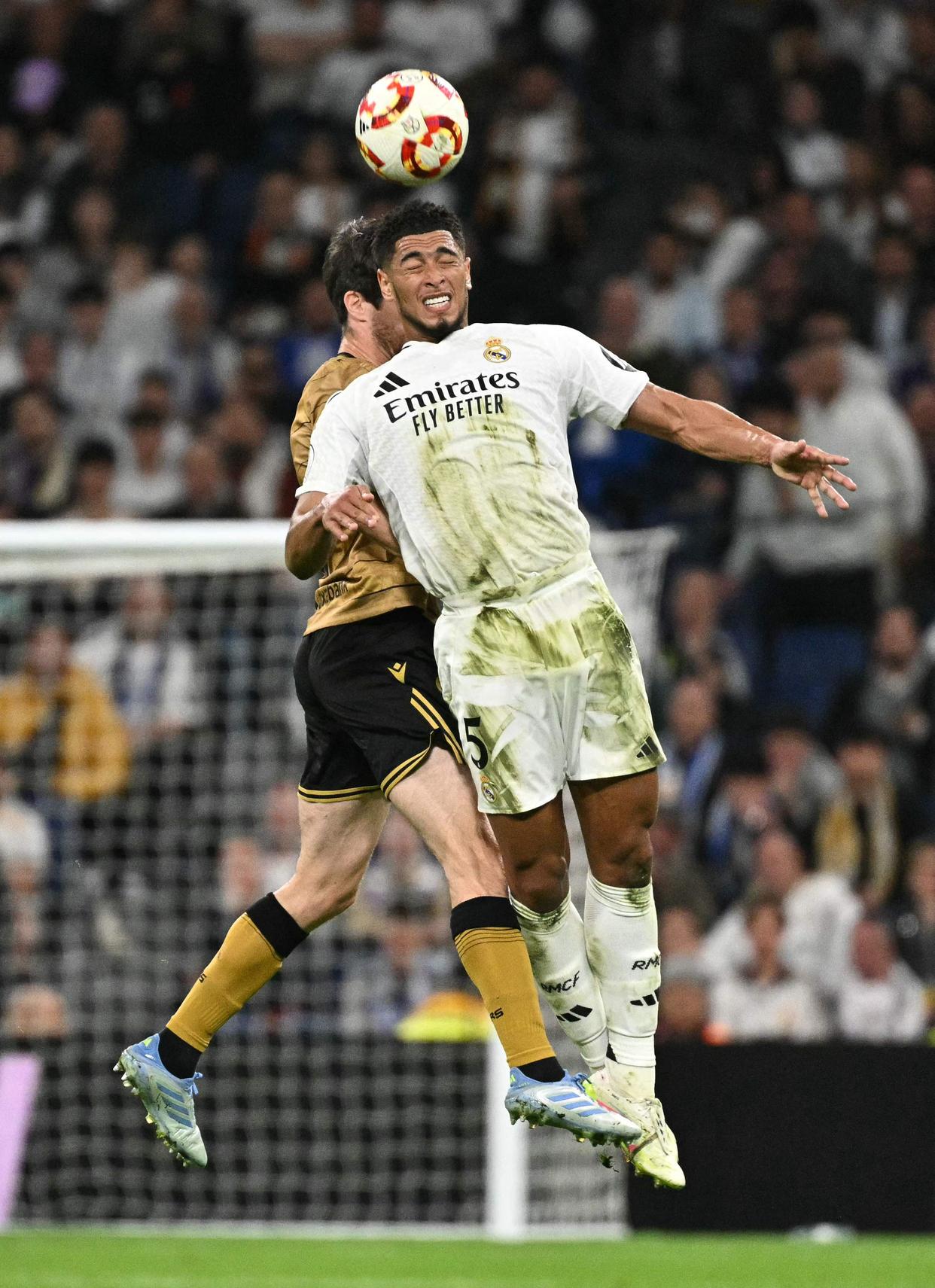 窗口期国王杯焦点战，西班牙人完成再遭质疑，底气十足，团队化学反应显著(底气十足是成语吗)