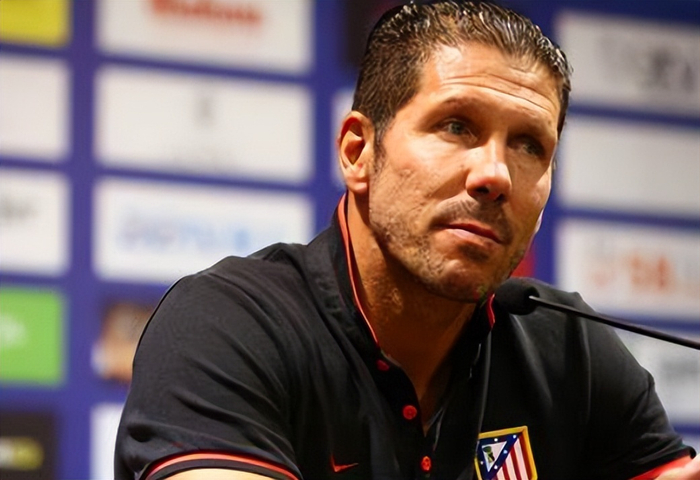  巴萨有难八方点赞 