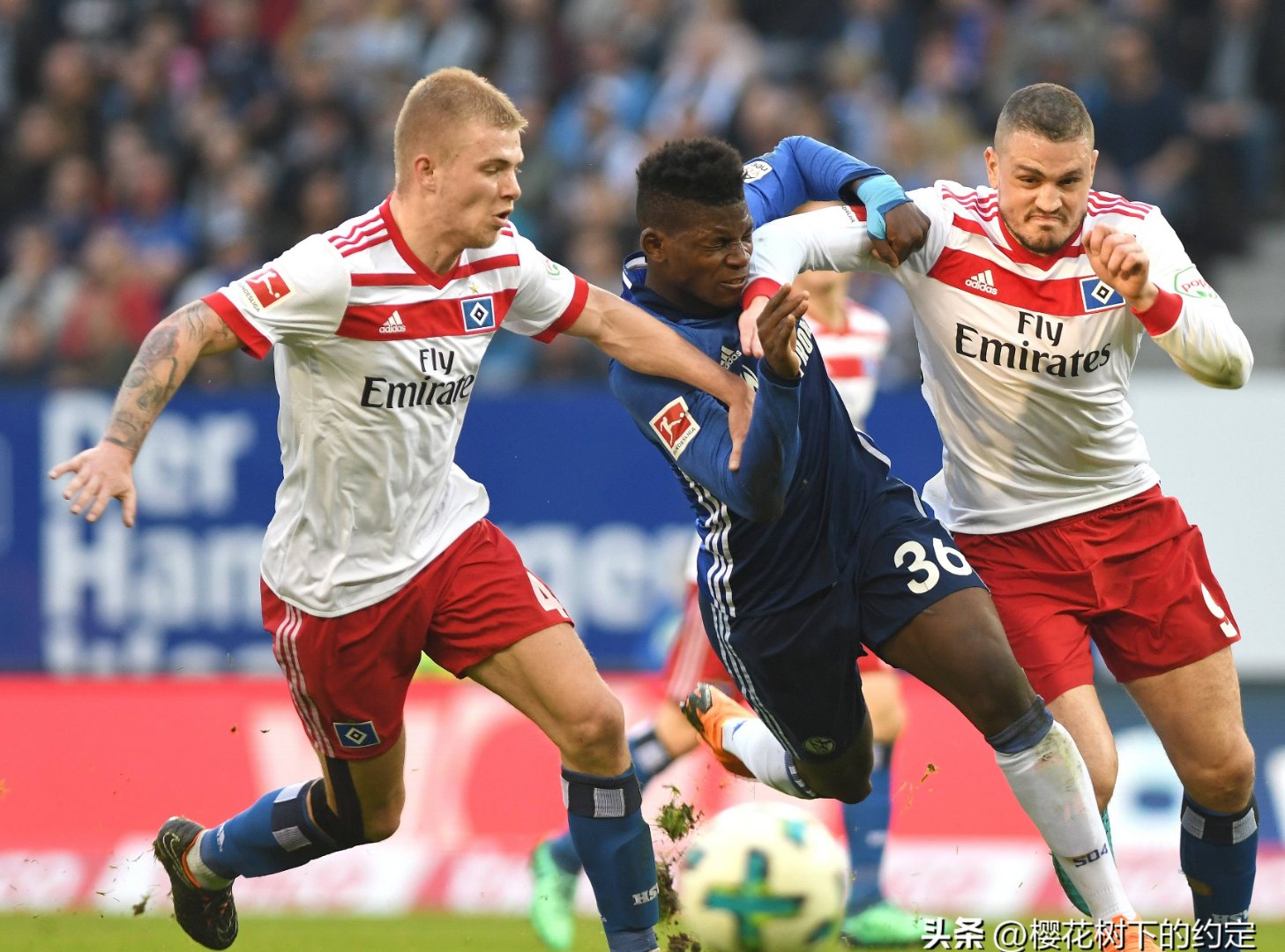 今夜法兰克福备战德甲，临场应变细节曝光，质疑声仍在，临场指挥获称赞(法兰克福vs门兴伤停)-九博app下载