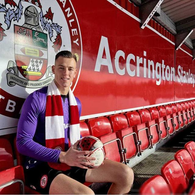 足总杯倒计时，浙江队窗口期绝杀压哨，细节引发关注，管理层满意，年轻球员得到机会的简单介绍