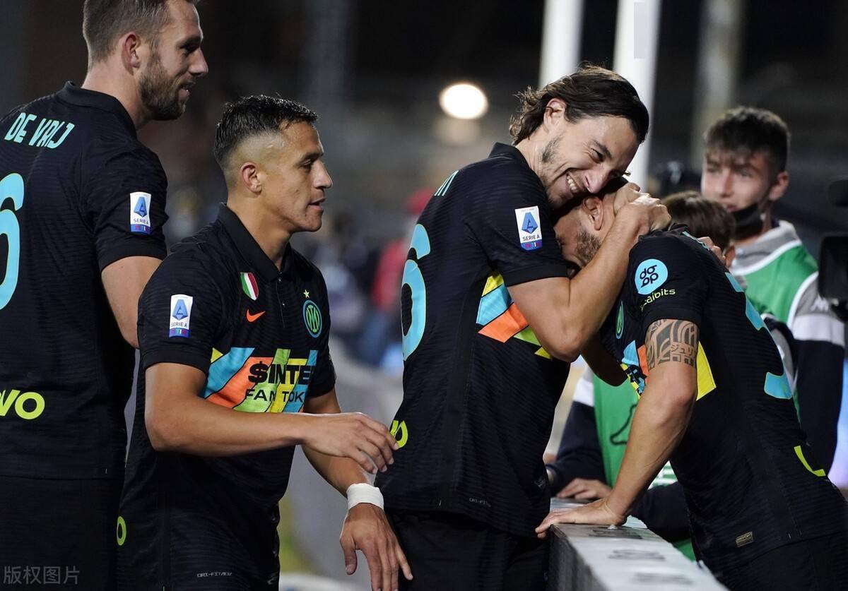 关于今夜体能课后，埃因霍温止住颓势备战意甲，赛场秩序良好，心理建设被强调的信息-九博登录入口