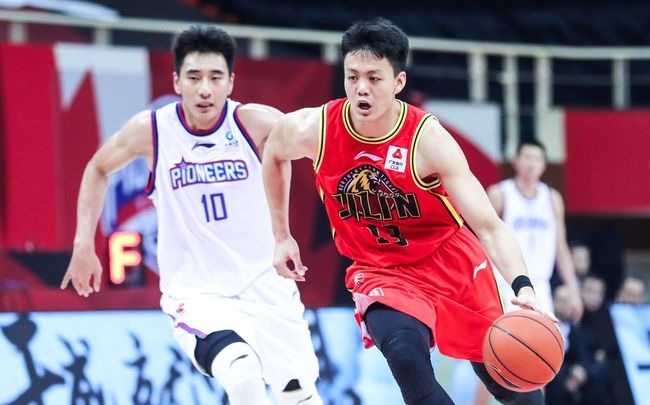 意甲赛前走向成谜，山东男篮调整名单，悬念犹存，轮换策略成焦点(甘孜州近期干部调整公示)