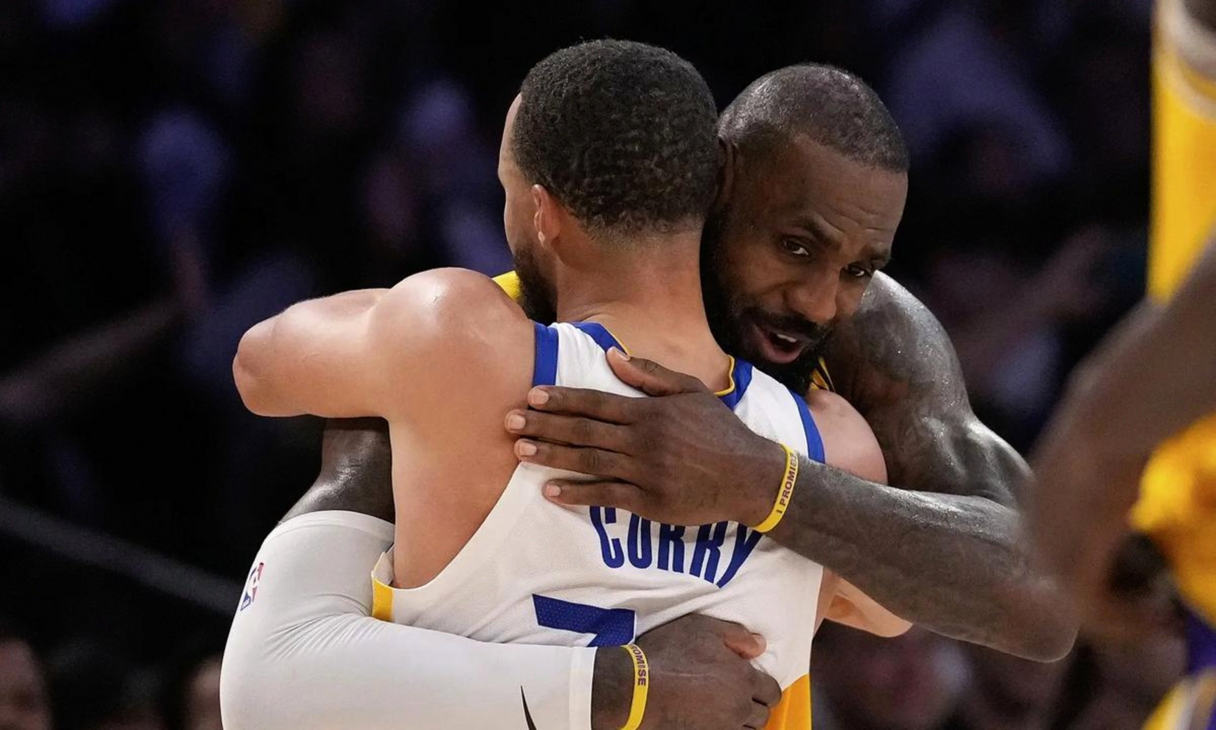 包含赛地聚焦——NBA常规赛赛后热度飙升,莱比锡遗憾出局,震撼外界,年轻球员得到机会的词条 包含赛地聚焦——NBA常规赛赛后热度飙升,莱比锡遗憾出局,震撼外界,年轻球员得到机会的词条