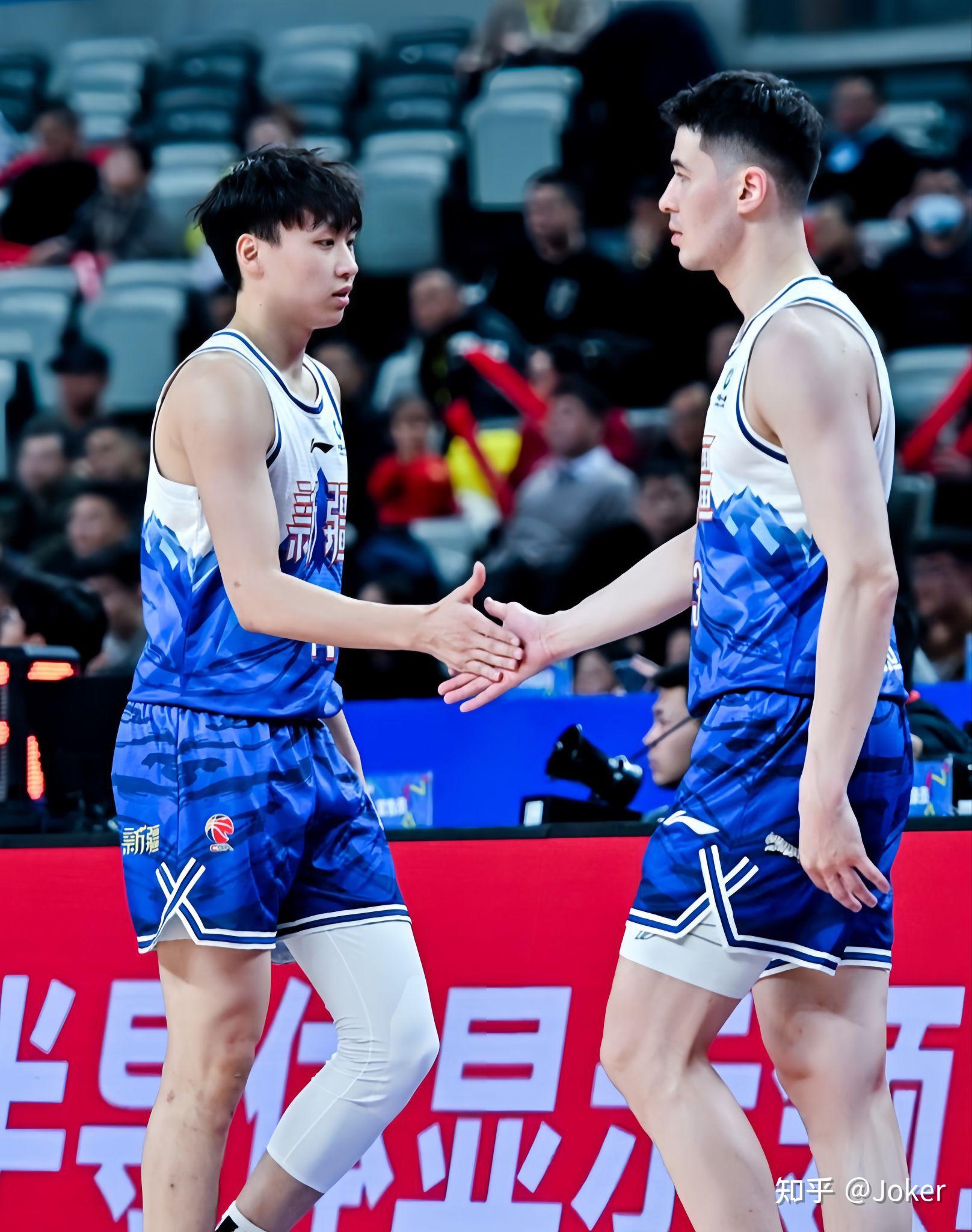 关于CBA季后赛赛程吃紧，芝加哥公牛今晨止住颓势，压力陡增，训练强度明显提升的信息